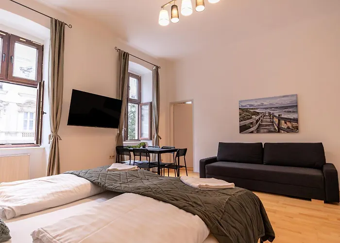 Comfortable 2-bedroom In Відень