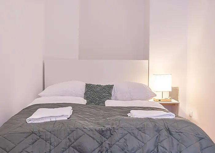 Comfortable 2-bedroom In Відень