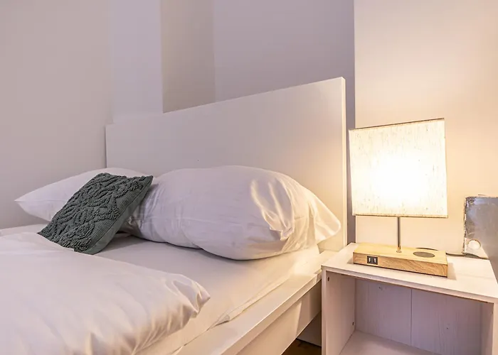 Апартаменти Comfortable 2-bedroom In Відень